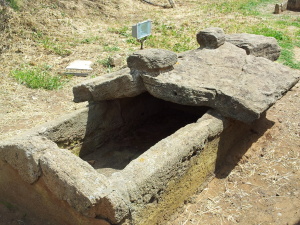 Esempio di tomba a sarcofago