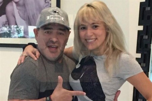lifting maradona