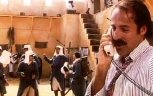 Solo Massimo Lopez poteva avere un telefono fisso con linea SIP nella legione straniera...