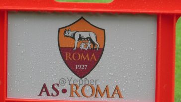 AS Roma cartello rosso