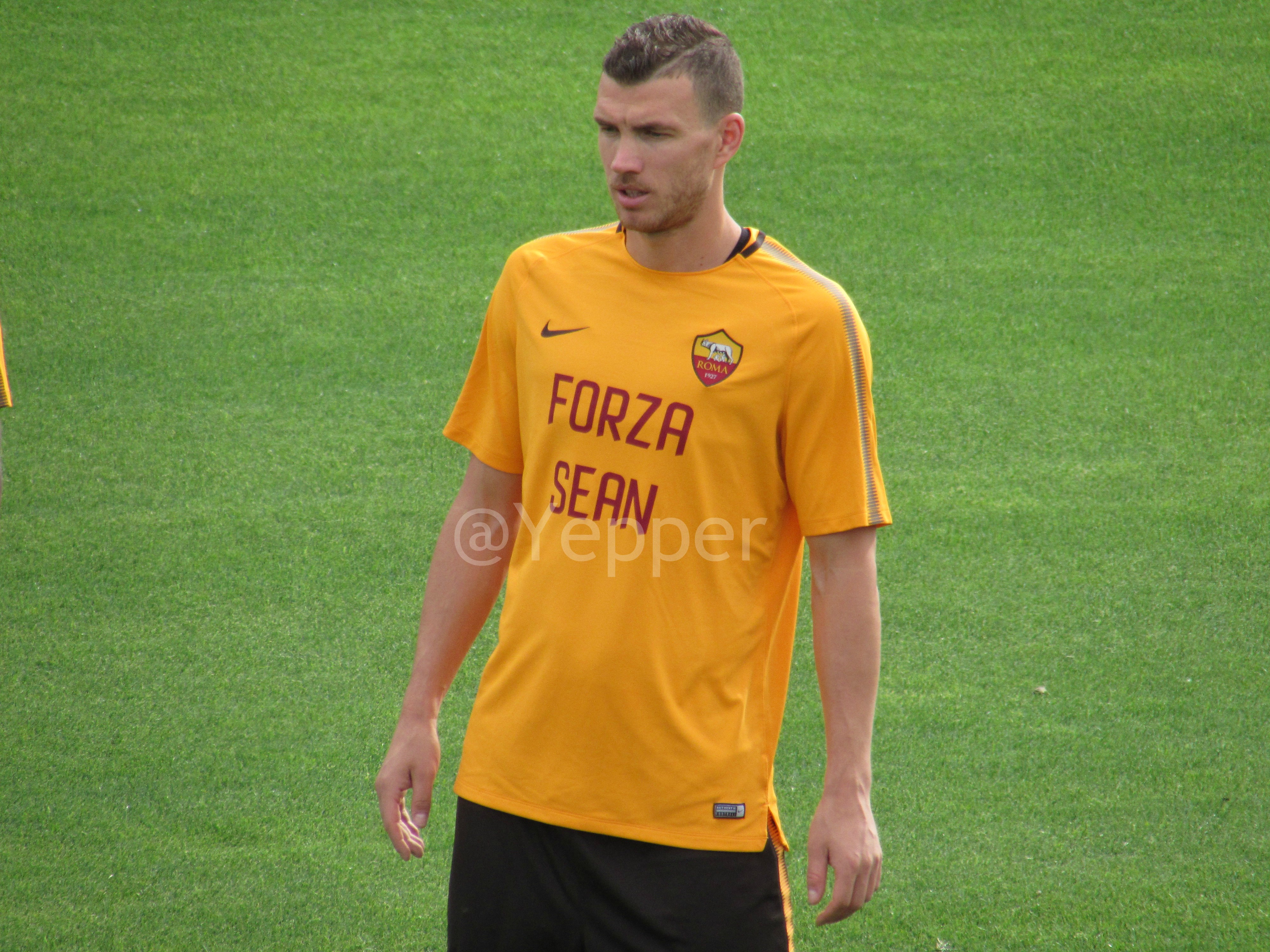 Dzeko rifinitura pre Roma-Liverpool