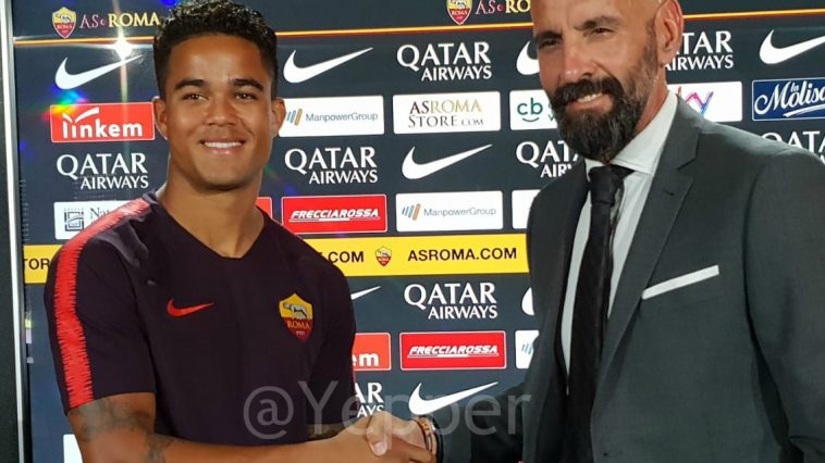 Conferenza stampa di Presnetazione di Kluivert con Monchi