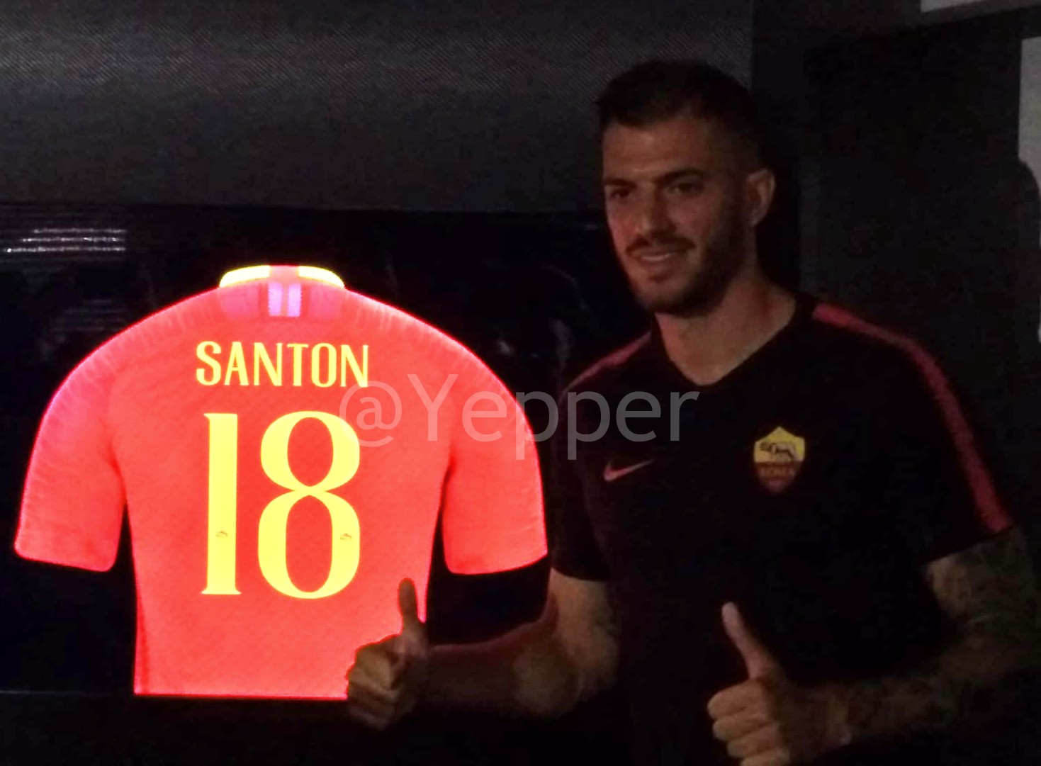 Presentazione Mirante con numero maglia