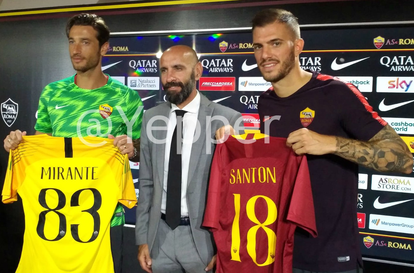 Mirante con Monchi e maglia