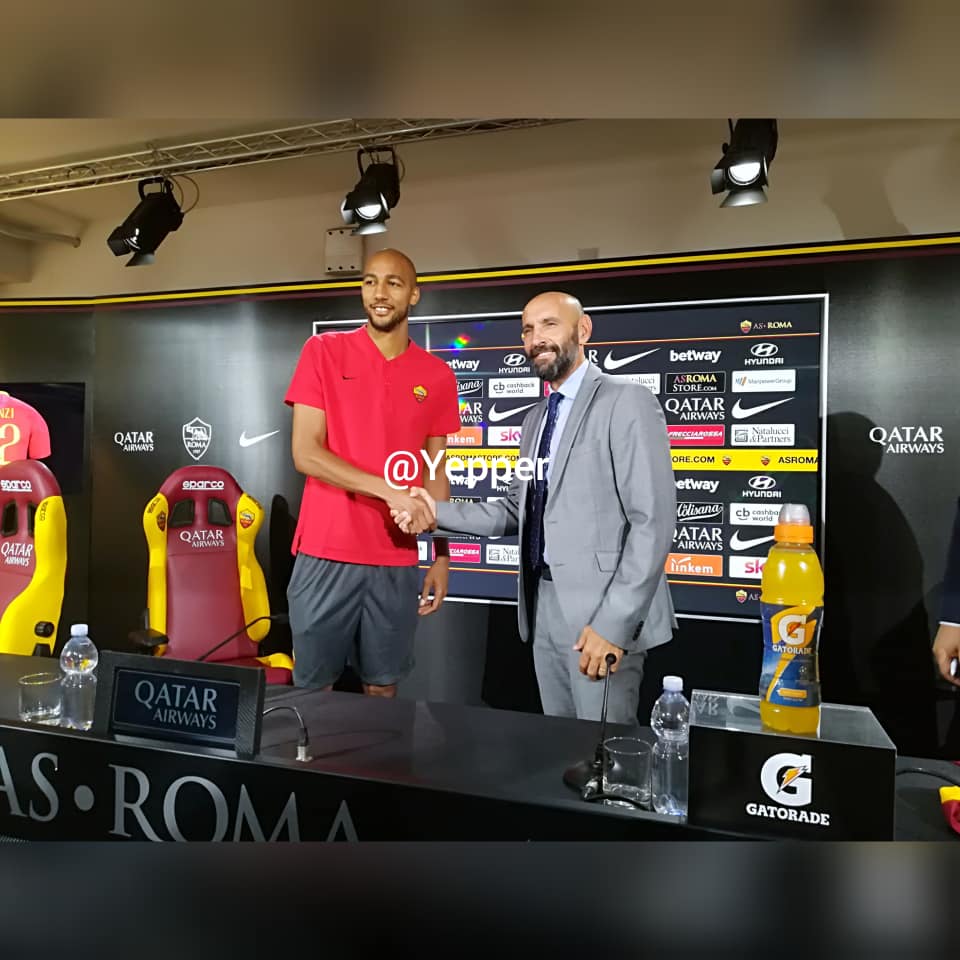 Nzonzi e Monchi stretta mano2