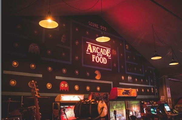 Arcade and Food
