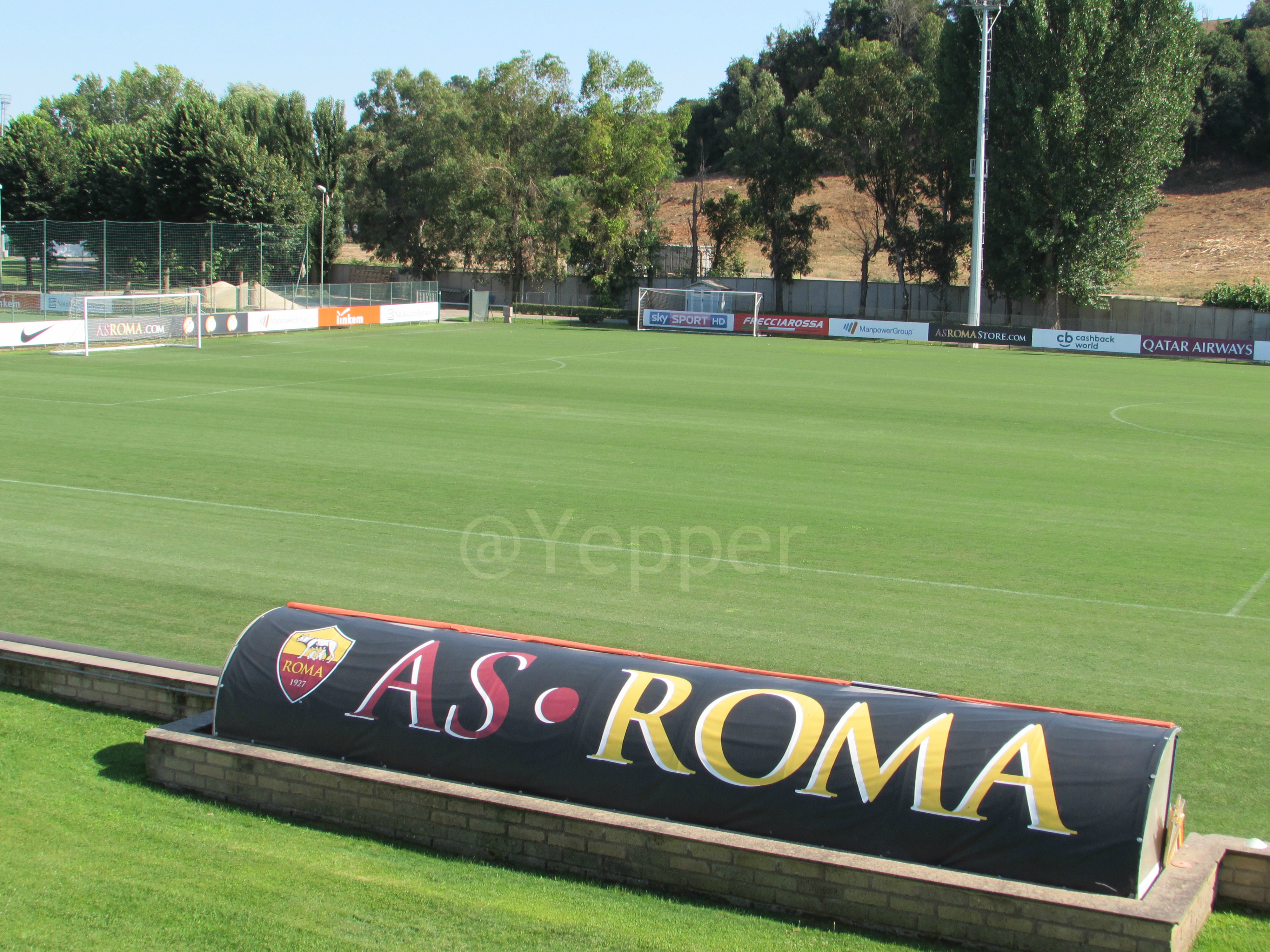 Roma campi Trigoria bel tempo