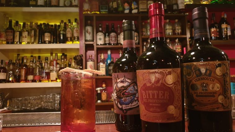 drink BUBBLES NEGRONI di Andrea Pomo bartender del The Jerry Thomas Speakeasy di Roma